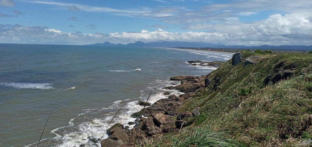 Pousada Ramos Na Areia Hotel Itanhaem Bagian luar foto