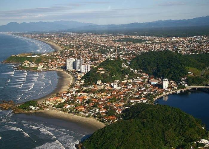 Pousada Ramos Na Areia Hotel Itanhaem Bagian luar foto